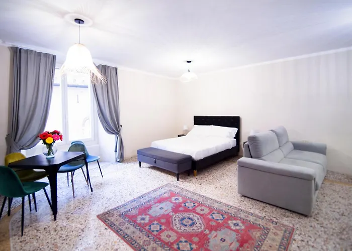 La Piazzetta Rooms & Apartments