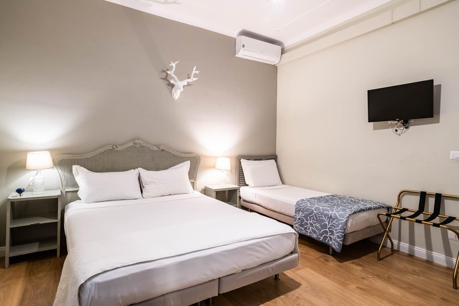 Guest house La Piazzetta &
