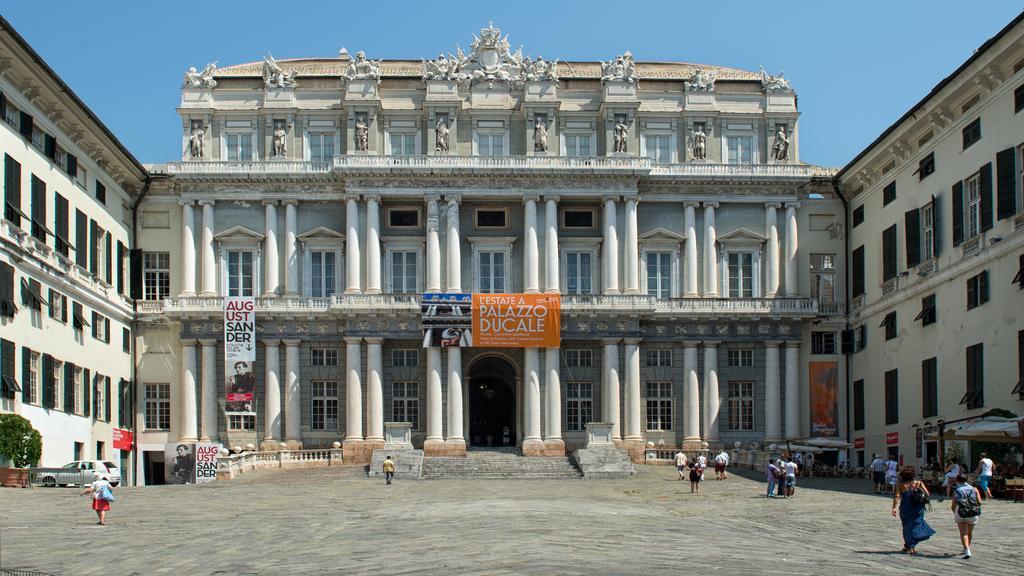 La Piazzetta & Guest house Genoa